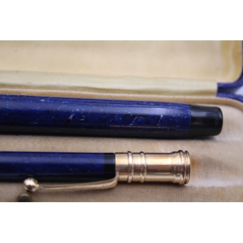 292 - Vintage PARKER Duofold Blue FOUNTAIN PEN w/ 14ct Gold Nib, Pencil, Original Box