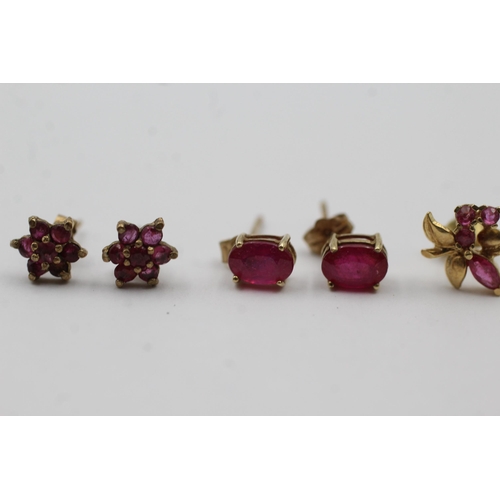 62 - 3x 9ct Gold Ruby Paired Stud Earrings (2.2g)