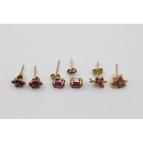 62 - 3x 9ct Gold Ruby Paired Stud Earrings (2.2g)