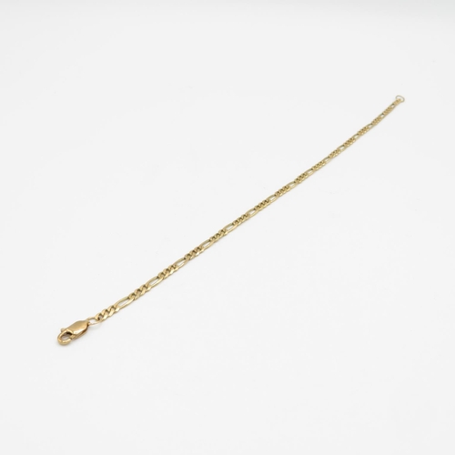 109 - 9ct gold bracelet 20cm long  3.1g