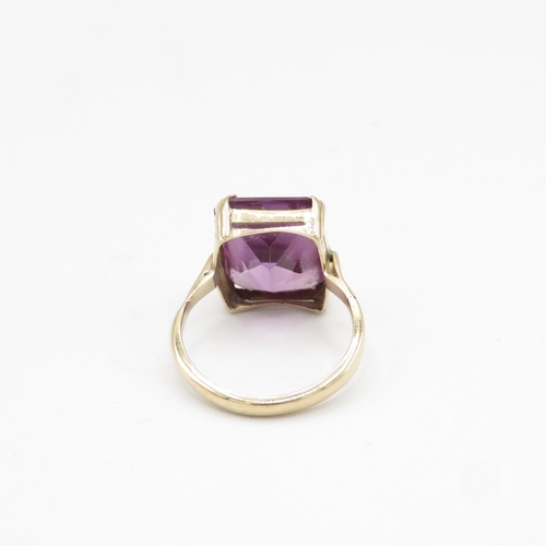 120 - 9ct gold and amethyst ring size M  5.4g