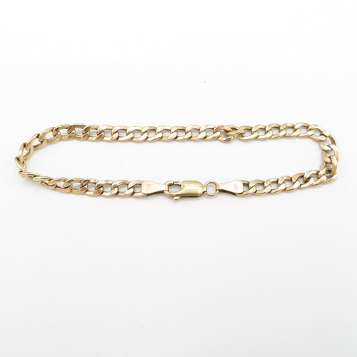 126 - 9ct gold bracelet 17.5cm long  3.4g