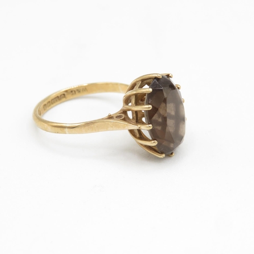 129 - 9ct gold and smoky quartz ring size N  3.4g