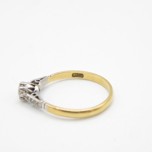 140 - 18ct gold and diamond ring size N  1.8g