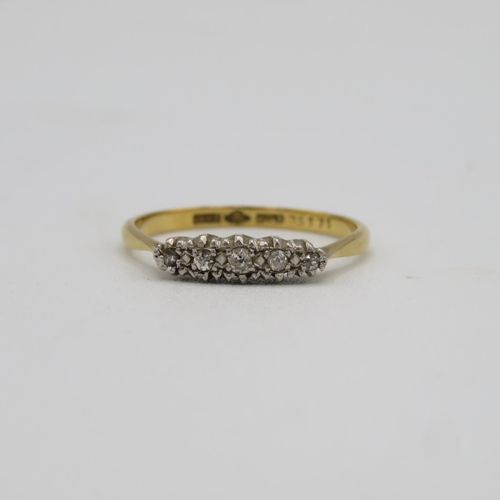 142 - 18ct gold and diamond ring size Q  2.4g