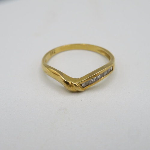 143 - 18ct gold and diamond ring size M  1.8g