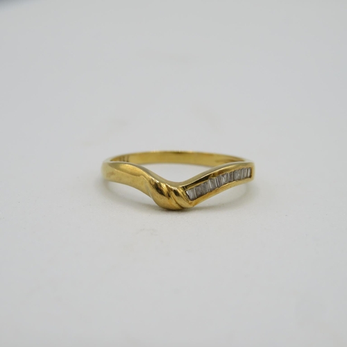 143 - 18ct gold and diamond ring size M  1.8g