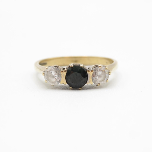16 - 9ct gold, sapphire and CZ ring size Q  2.6g
