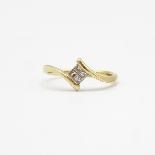 164 - 18ct gold and diamond ring size O  2.7g