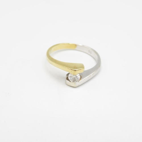 172 - 18ct gold and diamond bi-colour ring size J  3.6g