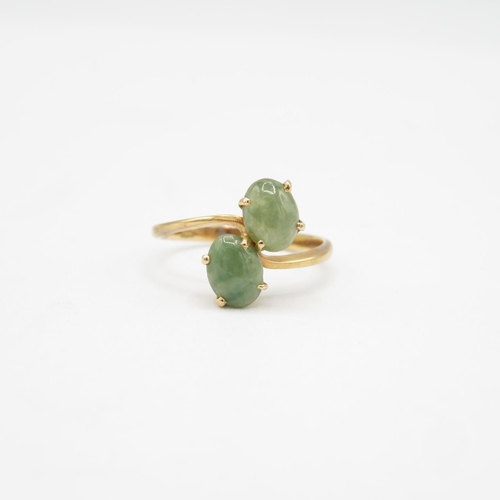 196 - 14ct gold and Jade ring size O  2.2g