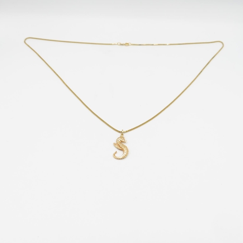 198 - 18ct gold necklace and seahorse pendant  58cm long  8.5g