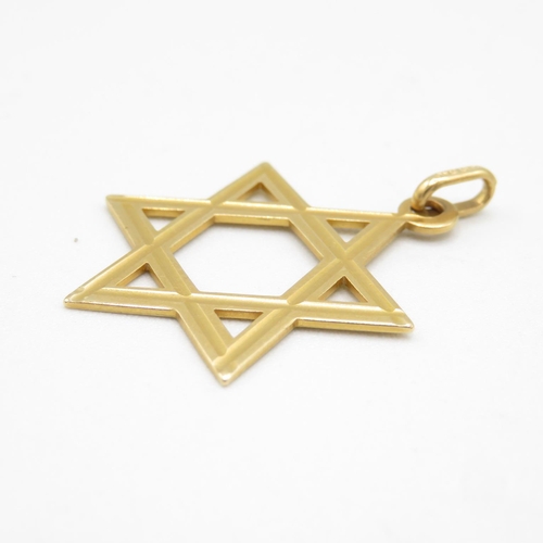 200 - 14ct gold Star of David pendant 29mm wide  2.7g