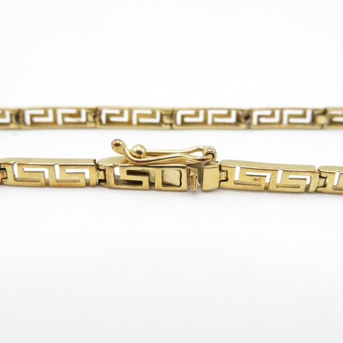 202 - 14ct gold bracelet 19cm long  5.5g