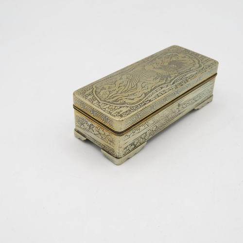 253 - Chinese export snuff box 80mm long 106.8g