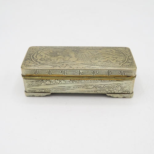 253 - Chinese export snuff box 80mm long 106.8g