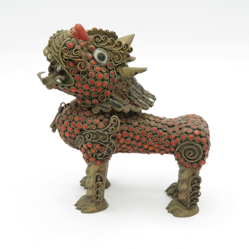 260 - Chinese bronze Fu dog with detachable head to reveal container within - coral inserts - 110mm long x... 