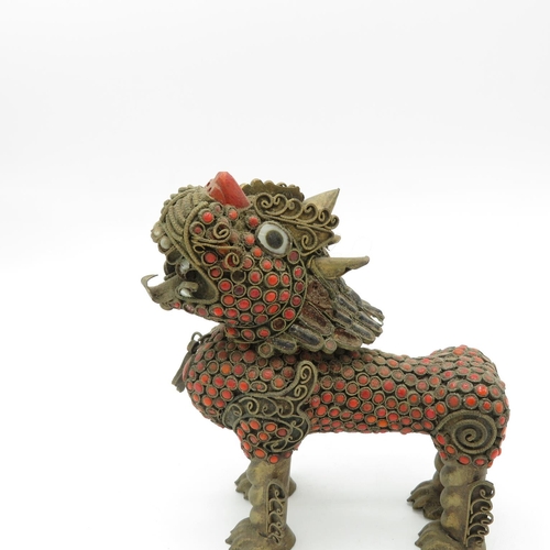 260 - Chinese bronze Fu dog with detachable head to reveal container within - coral inserts - 110mm long x... 