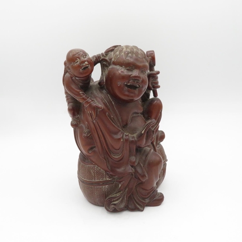 262 - Finely carved Chinese wooden figure with incredible detail - 160mm high