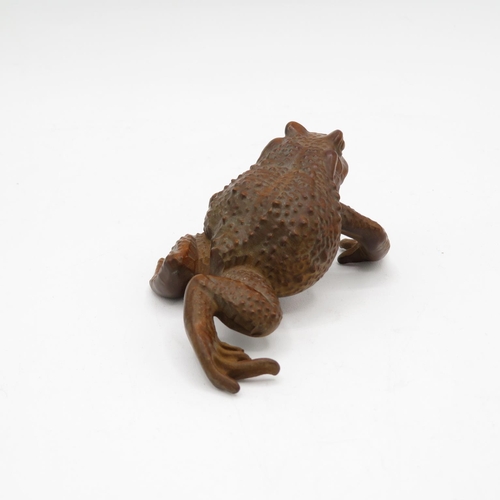 266 - Early oriental fruitwood carved frog with incredible detail, very lifelike, no damage  85mm log