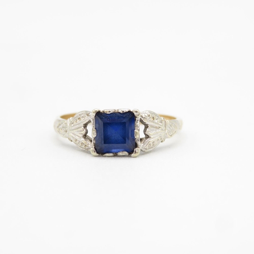 78 - Platinum, 9ct gold and sapphire ring - sapphire 5mmx5mm - size P  2.5g