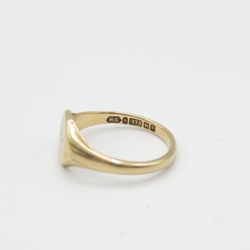 8 - 9ct gold vintage signet ring size O  3g