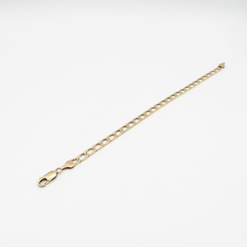 84 - 9ct gold bracelet 20cm long  7.7g