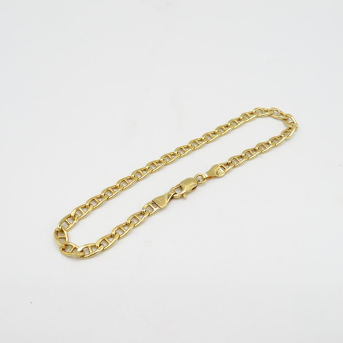 87 - 9ct gold bracelet 180mm long  2.8g