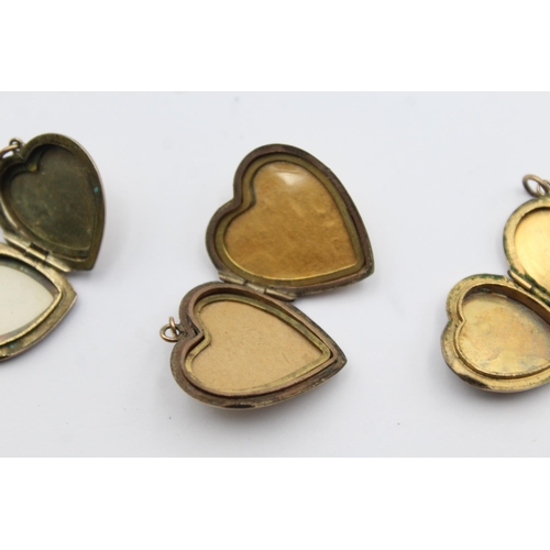 208 - 3 X 9ct Back & Front Gold Vintage Etched Heart Lockets (12g)