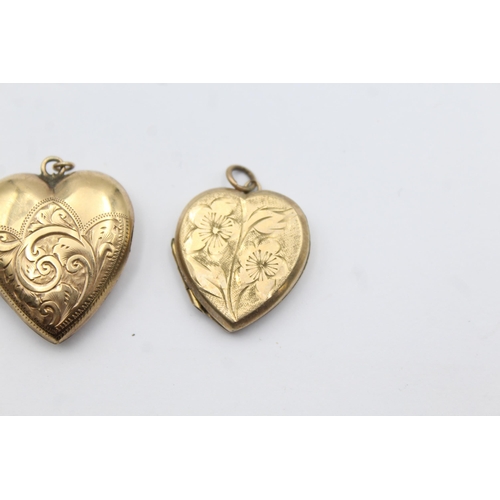 208 - 3 X 9ct Back & Front Gold Vintage Etched Heart Lockets (12g)