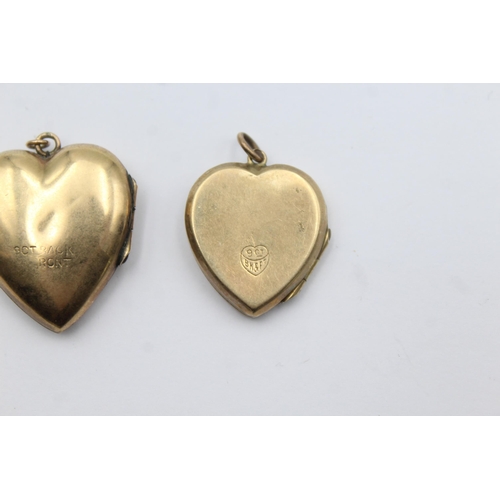 208 - 3 X 9ct Back & Front Gold Vintage Etched Heart Lockets (12g)