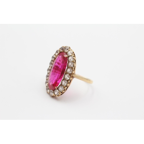 107 - 14ct Gold Synthetic Ruby & White Gemstone Cocktail Ring (7.2g) Size O