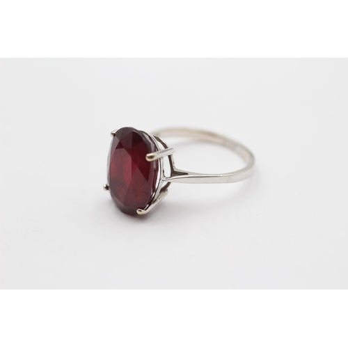 110 - 14ct White Gold Glass-Filled Ruby Single Stone Ring (3.4g) Size N