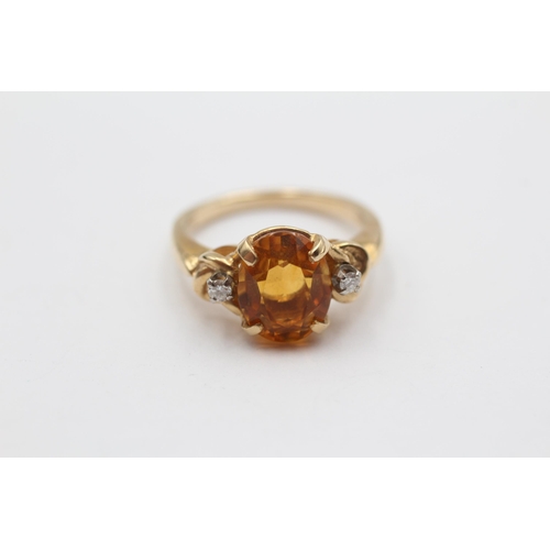 112 - 14ct Gold Citrine Single Stone Ring With Diamond Sides (4.3g) Size K