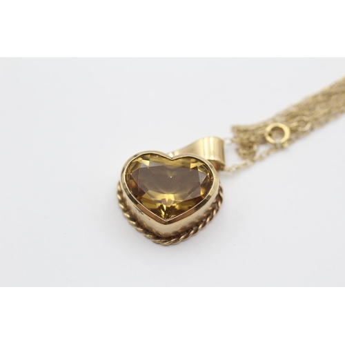 121 - 9ct Gold Citrine Heart Pendant Necklace (6.5g)