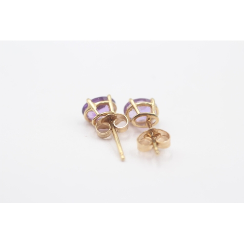 141 - 14ct Gold Amethyst Stud Earrings (1g)