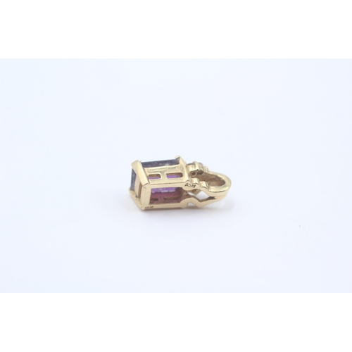 142 - 14ct Gold Diamond & Amethyst Pendant (1.4g)