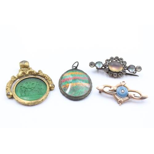 176 - Four Antique Jewellery Pieces Including Bird Of Paradise Feather And A Glass Intaglio (32g)