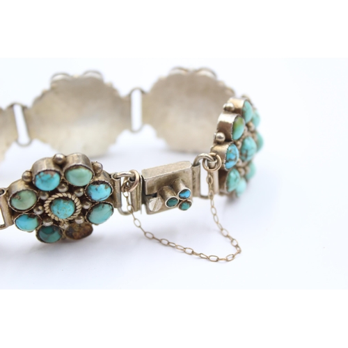 184 - A Silver Turquoise Set Panel Bracelet (43g)