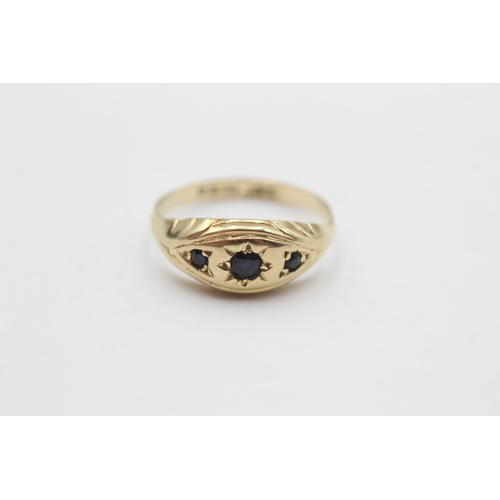 22 - 9ct Gold Sapphire Three Stone Ring (1.8g) Size L