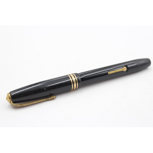 263 - Vintage CONWAY STEWART 36 Black FOUNTAIN PEN w/ 14ct Gold Nib WRITING