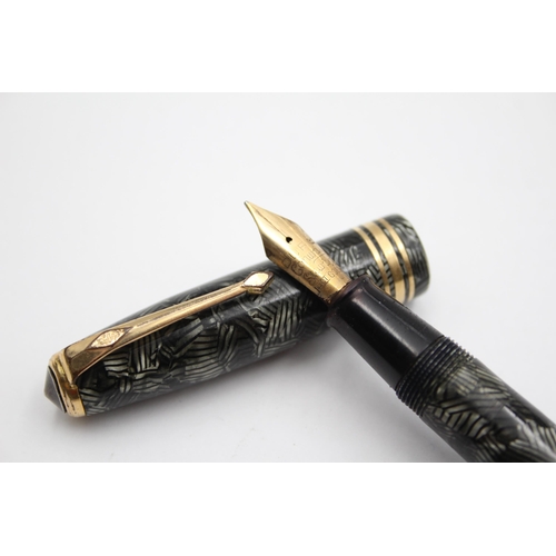 266 - Vintage CONWAY STEWART 58 Grey FOUNTAIN PEN w/ 14ct Gold Nib WRITING