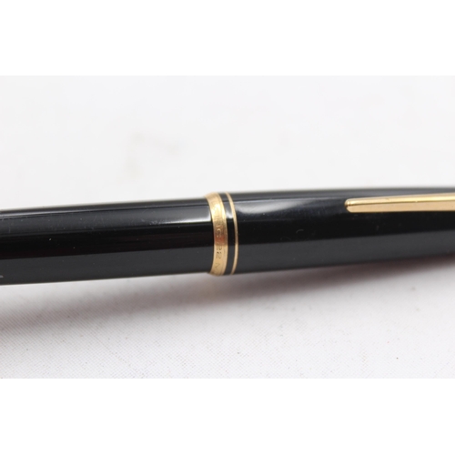 280 - Vintage MONTBLANC 22 Black FOUNTAIN PEN w/ 14ct Gold Nib WRITING Boxed