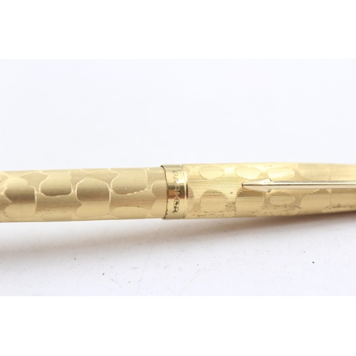 298 - Vintage PARKER 61 Rolled Gold FOUNTAIN PEN w/ Gold Plate Nib WRITING (22g)