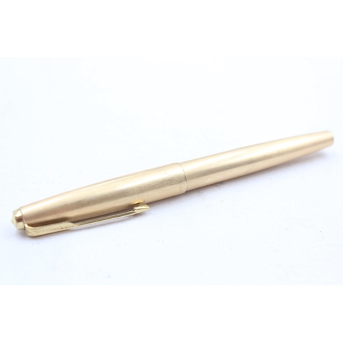 300 - Vintage PARKER 61 Rolled Gold FOUNTAIN PEN w/ Gold Plate Nib WRITING (21g)