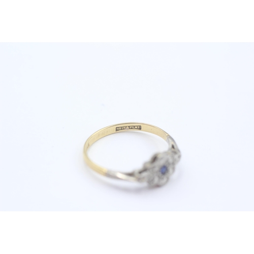 122 - 9ct White And Yellow Gold Diamond And Sapphire Bicolour Cluster Dress Ring (1.7g) size J