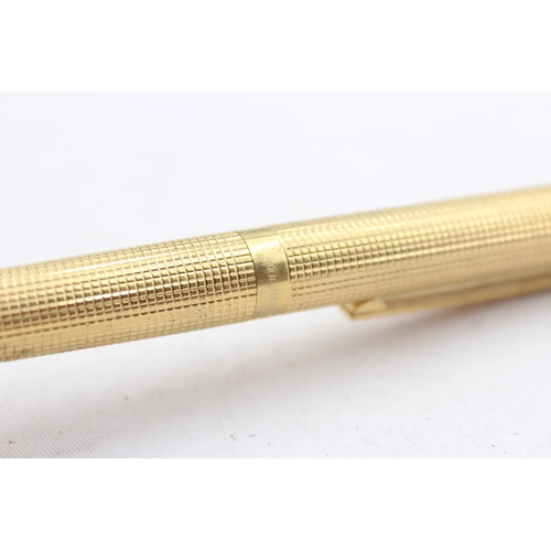 279 - Vintage SHEAFFER Targa Gold Plated  Fountain Pen w/ 14ct Gold Nib WRITING (23g)