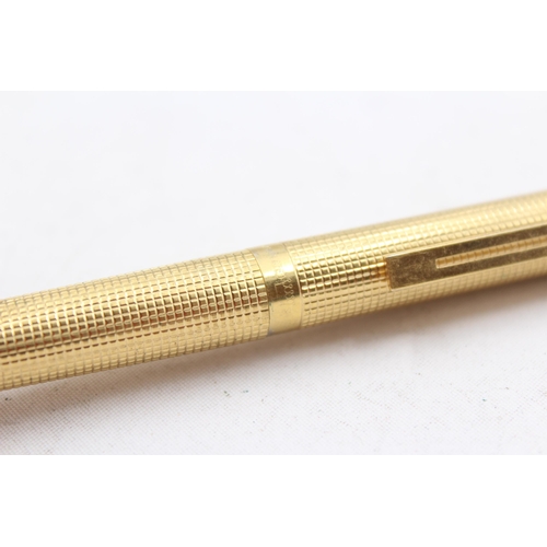 279 - Vintage SHEAFFER Targa Gold Plated  Fountain Pen w/ 14ct Gold Nib WRITING (23g)