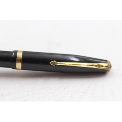 295 - Vintage CONWAY STEWART 85L Black FOUNTAIN PEN w/ 14ct Gold Nib WRITING