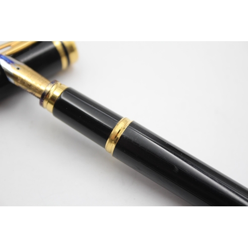 300 - WATERMAN Ideal Black Lacquer Fountain Pen w/ 18ct Gold Nib WRITING